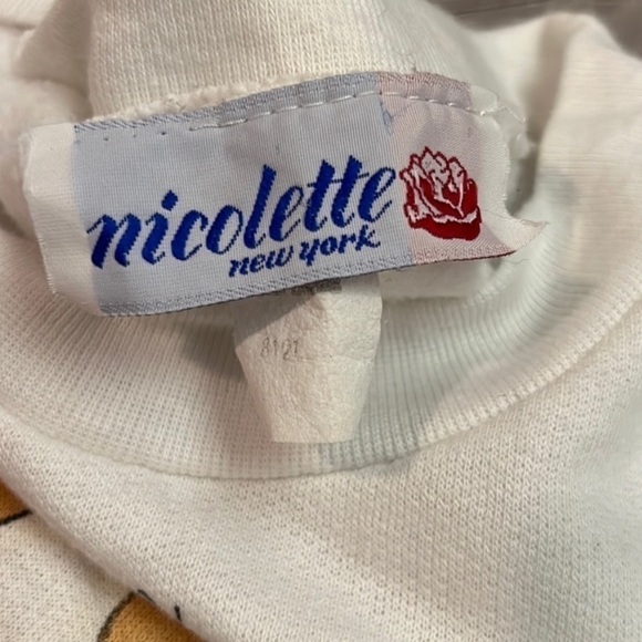 Vintage USA Made Christmas Tree Bears Nicolette New York Crewneck Sweatshirt - Picture 6 of 9